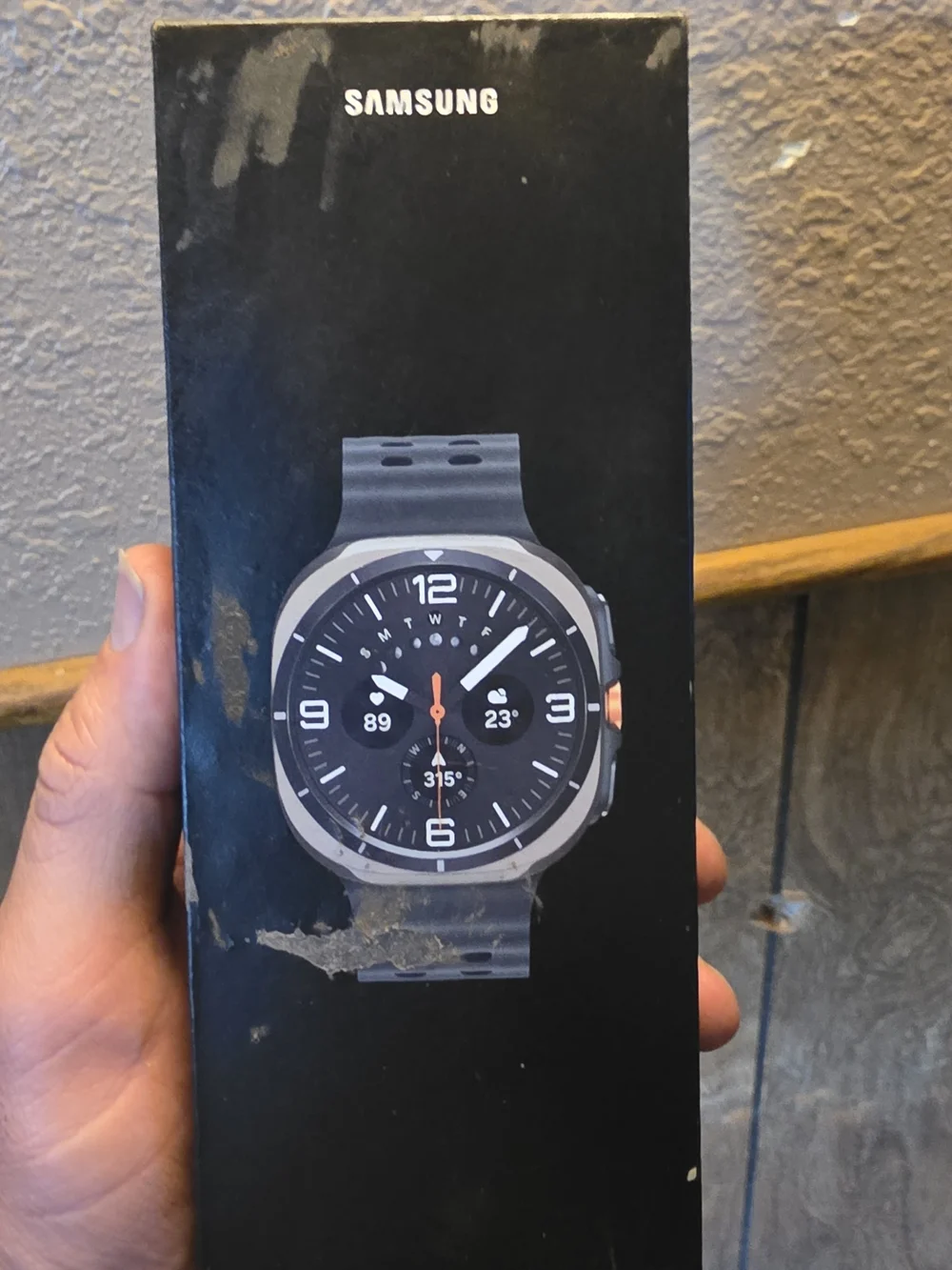 Samsung Galaxy Watch Ultra (Black) - Smartwatch - Picture 2 of 3
